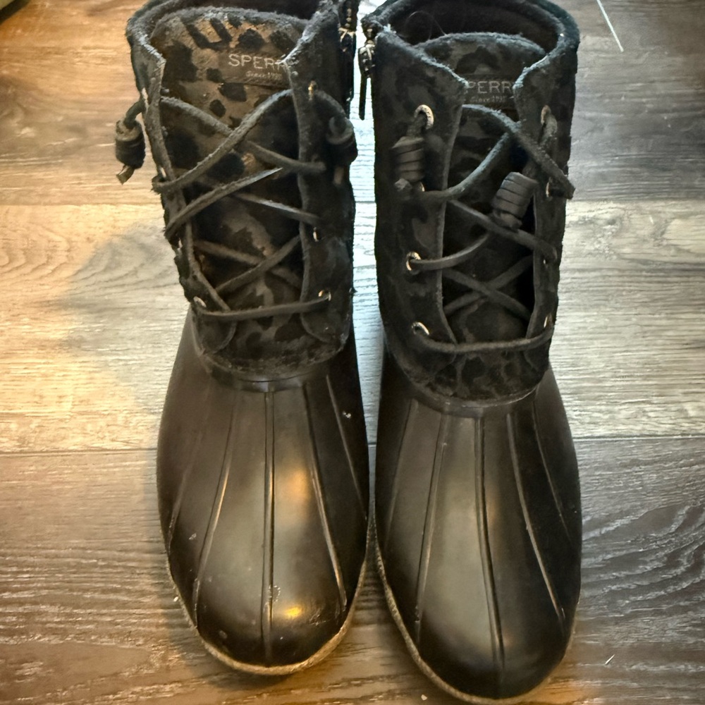 Sperry Black Lace-Up Boots